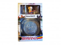 Suvenir cadou - sticla de tuica cu pahare ROMANIA