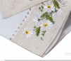 Fata de masa din In brodat cu motive margarete, bordura bej 180 x 40 cm traversa