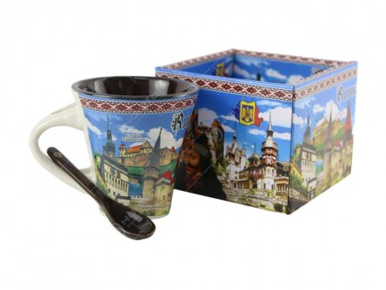 Cana ceramica cu lingurita „Love Romania”, in cutie decorativa, 8 CM